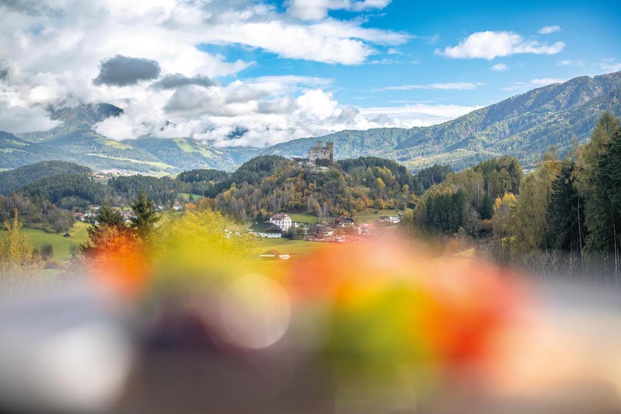 Arieshof Castell Lägenhet San Lorenzo di Sebato Exteriör bild